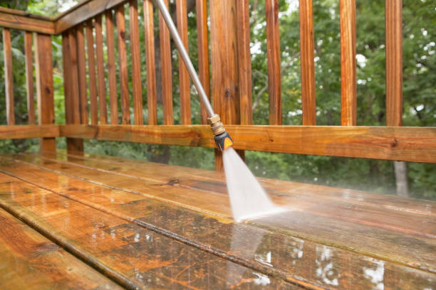 Why Choose Our Certified Pressure Washing Experts for Your Project Needs in College, AK?