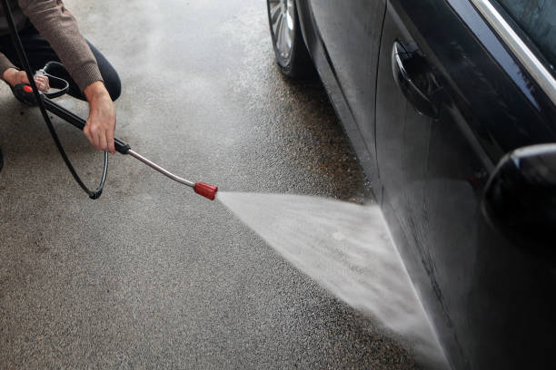 Roof Power Washing Services in College, AK